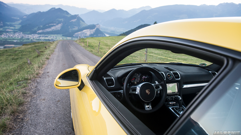 Illustration for article titled The Most Gorgeous Photos Of A Porsche Cayman You Will Ever See